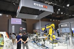 接取喷涂从动化率均达100% 接取喷涂从动化率均达100%